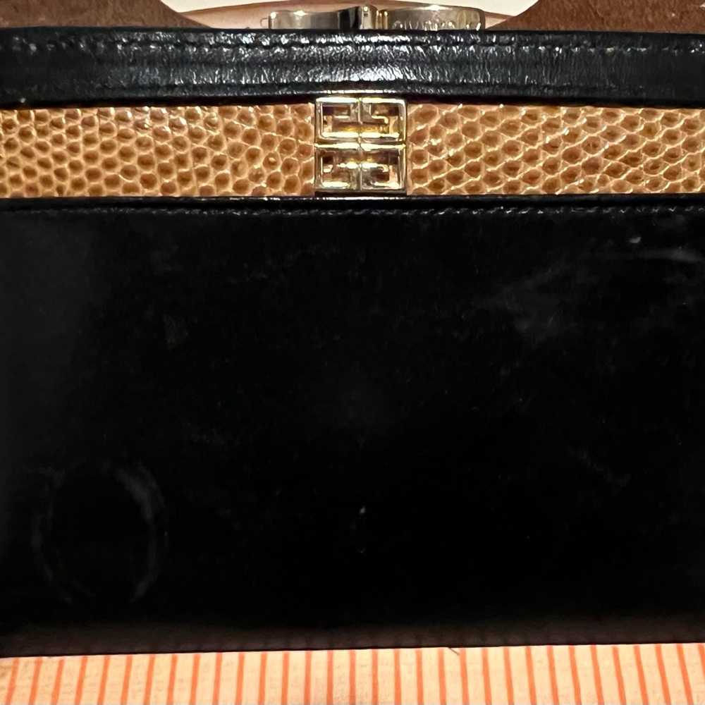 Givenchy Black Genuine Leather / Lizard Wallet Gold Accents Man/Woman FREE SHIP - Picture 5 of 7
